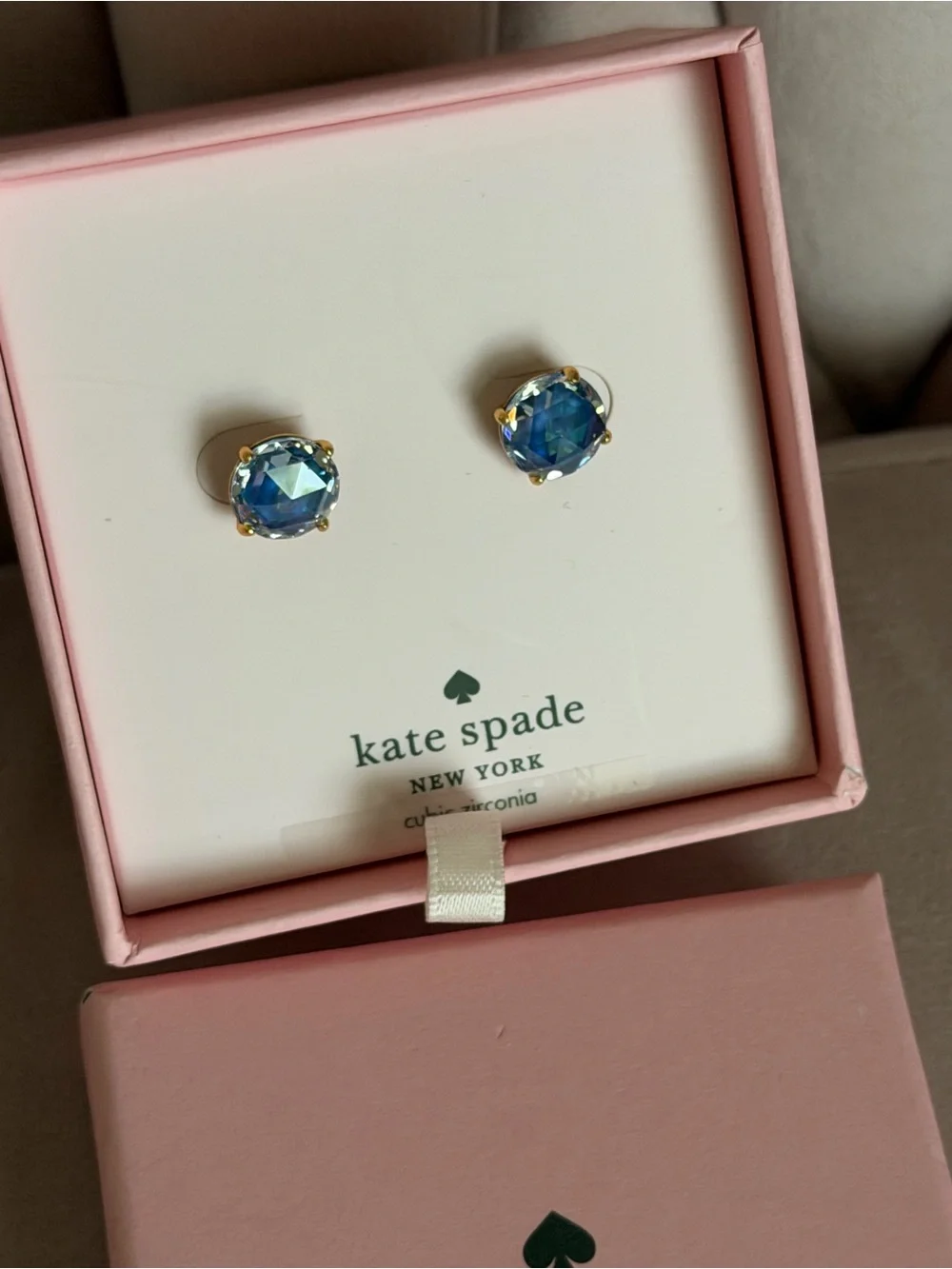 NWT Kate Spade Bright Ideas Sapphire Blue Crystal CZ Gold Tone Stud Earrings